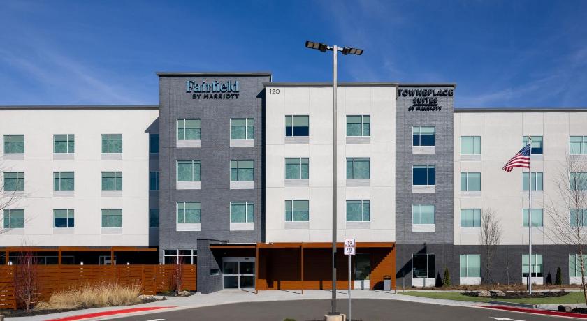 Fairfield Inn & Suites Canton Riverstone Parkway