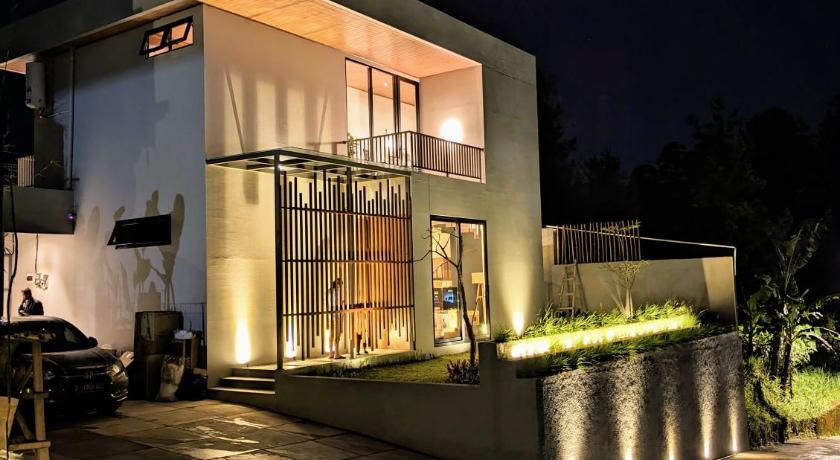 Cottonwood Exclusive Villa Sagarmatha @Puncak