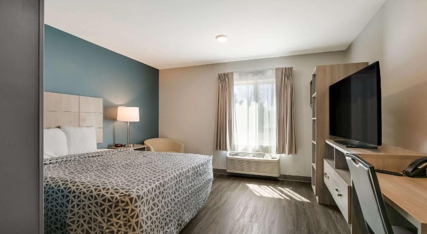 WoodSpring Suites Knoxville - Cedar Bluff
