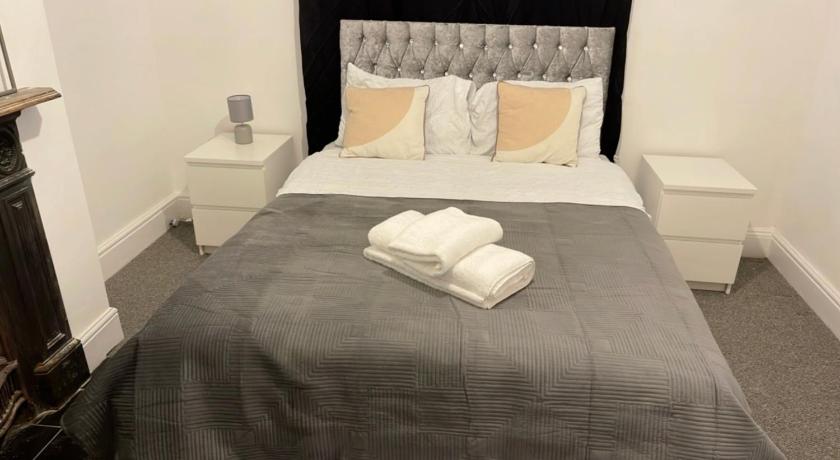 Large Room 2