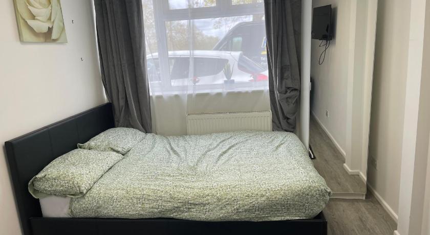 En-suite room in central Milton Keynes