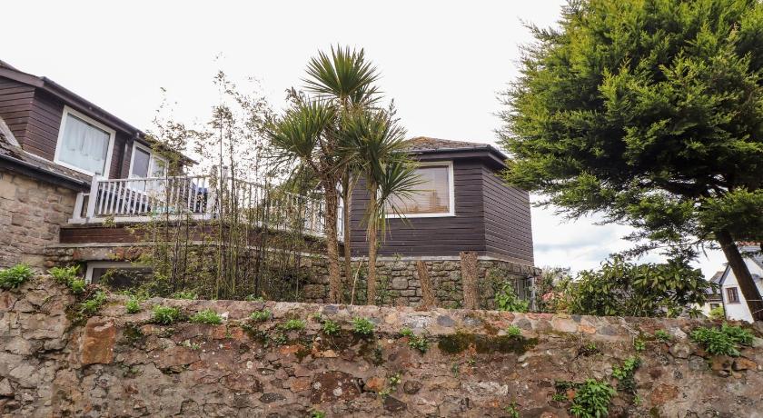 The Hexagon House