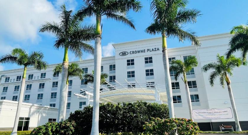 Crowne Plaza Fort Myers Gulf Coast By IHG