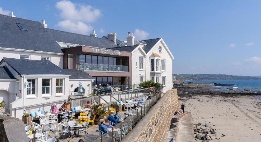 The Godolphin Hotel
