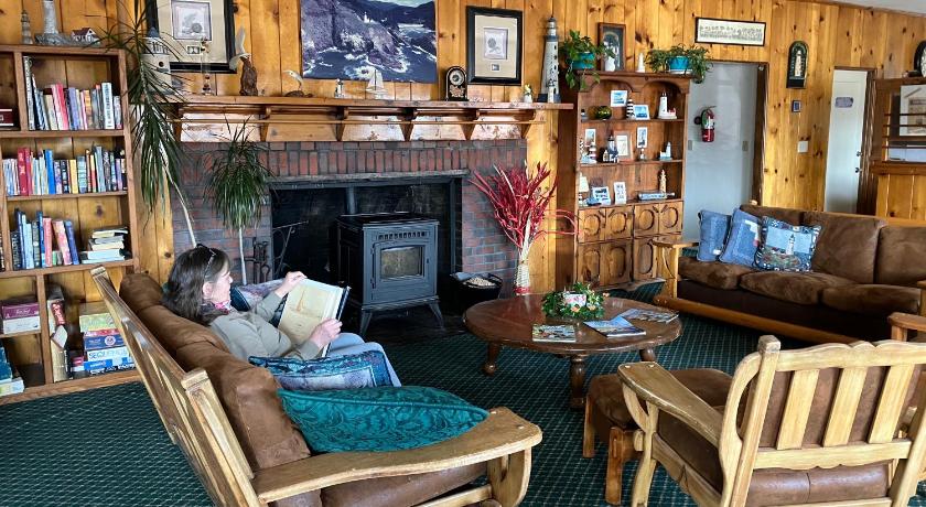 Lighthouse Inn