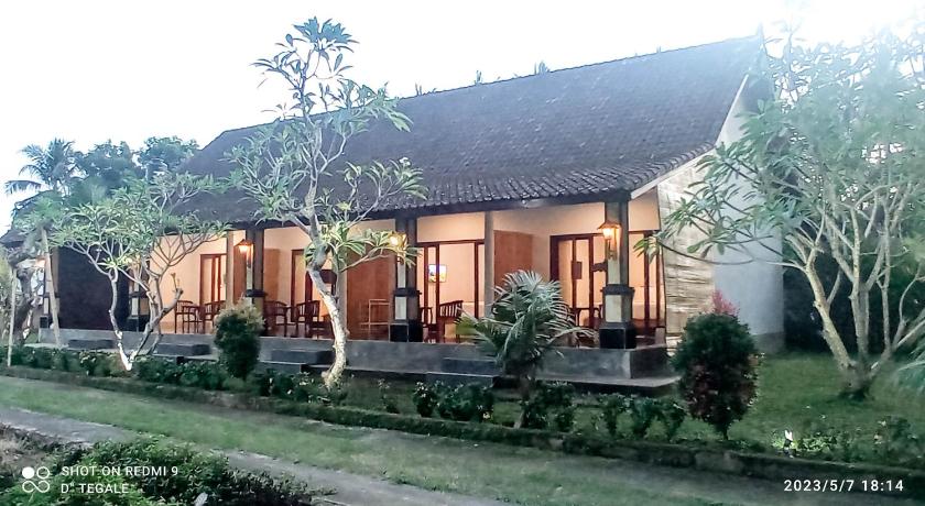 D' Tegal House