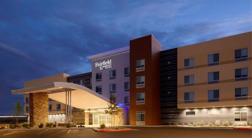 Fairfield Inn & Suites Palmdale West