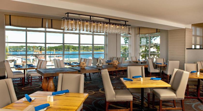 Sheraton Portsmouth Harborside Hotel
