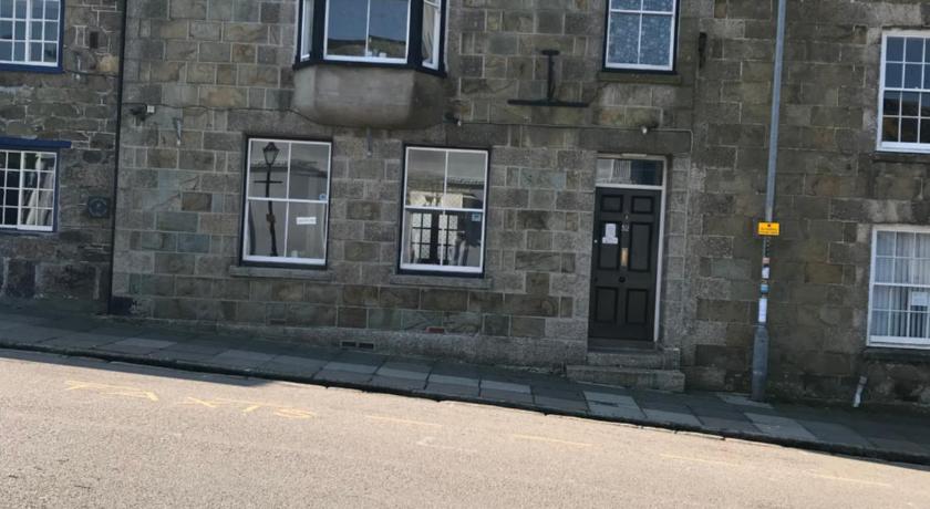 No 52 bed and breakfast