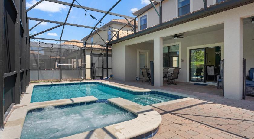 Family Friendly 6BR Resort Pool Home Near Disney World