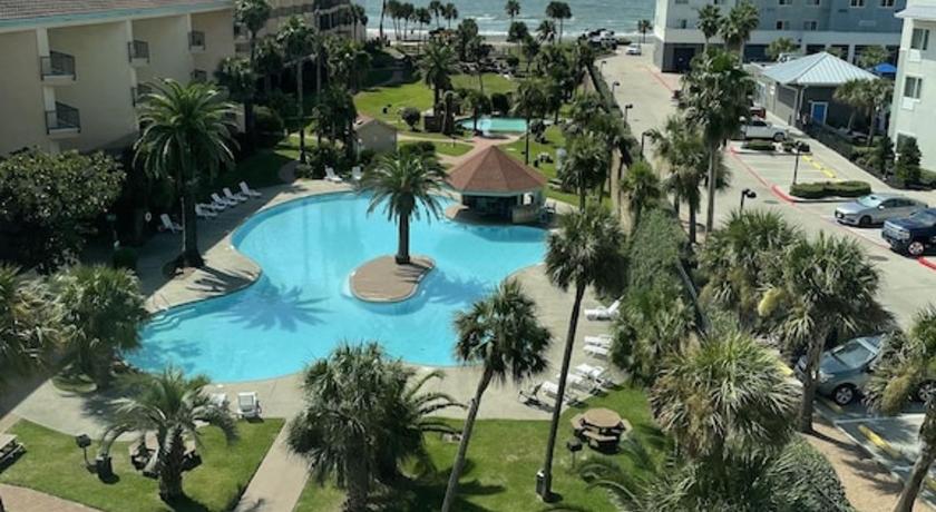 The Maravilla, Wonderful Pool/Beach View, Newly Renovated, 3 Pools Corner Condo
