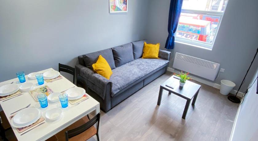 Stylish 1 Bedroom Flat in wood Green
