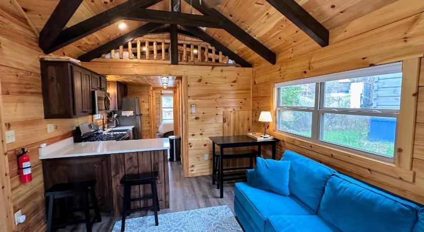 BMV8 Tiny Home village near Bretton Woods
