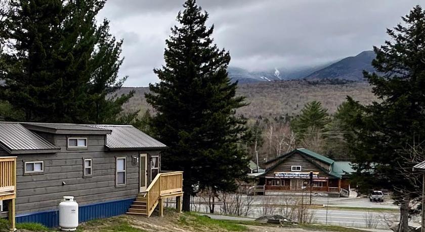 BMV6 Tiny Home village near Bretton Woods