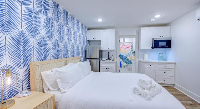 Utopia Studio Apartment