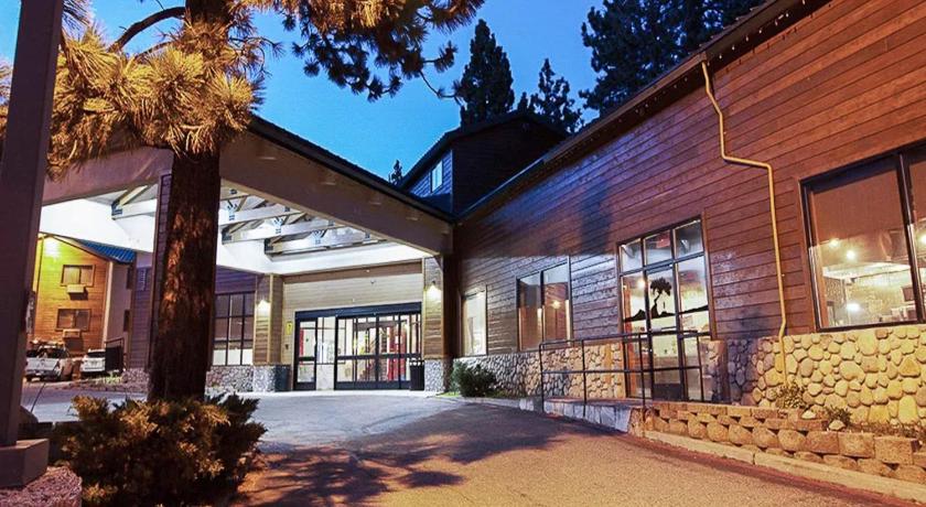 Empeiria High Sierra Hotel