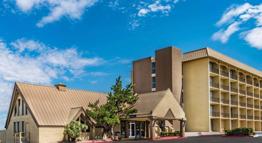 Hotel 505