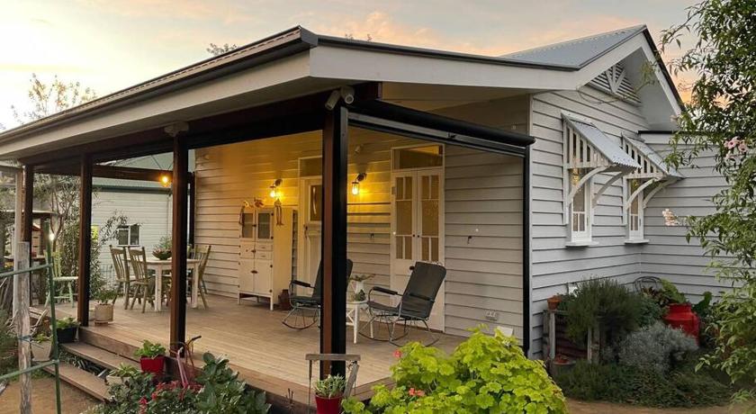Entire Boutique Home - The Rustic Cottage - Canungra