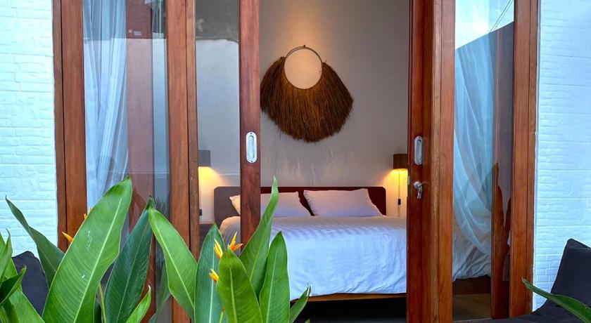 Five Rooms
