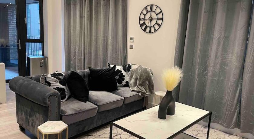 Stylish and Cosy 2 bedroom flat in Croydon