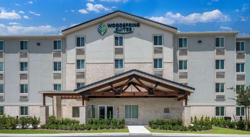 WoodSpring Suites West Palm Beach