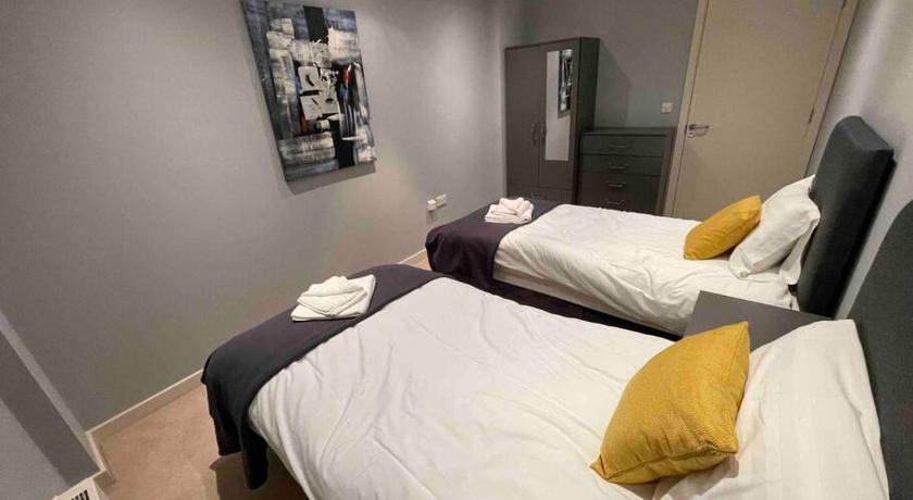 2 Bedroom Flat