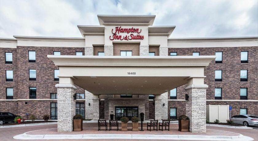 Hampton Inn & Suites Detroit/Allen Park