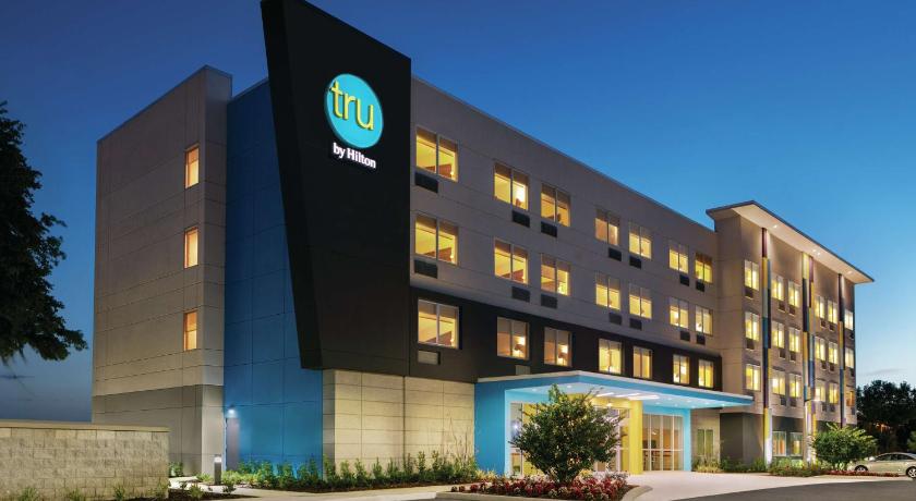 Tru by Hilton Sebring