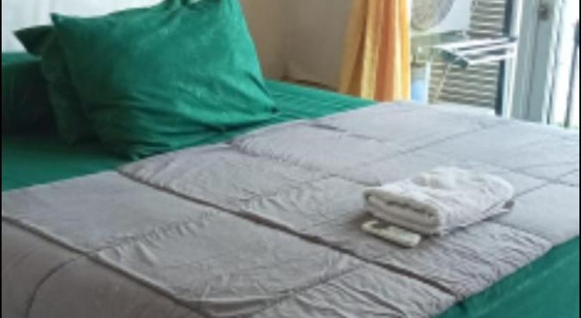 Puri Orchard Apartment
