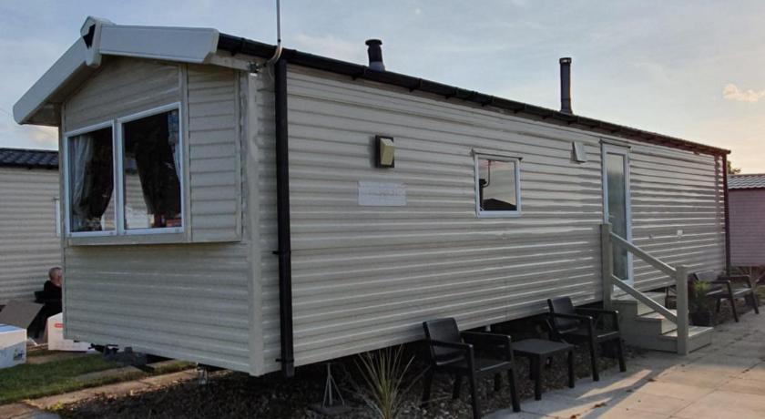 Fantasy Island King Fisher 8Berth 402