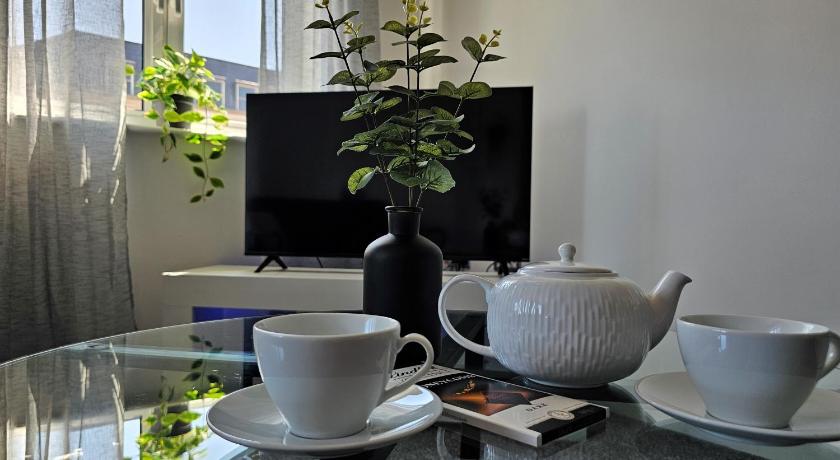 Spacious Two Bedroom Apartment with 2 En-suite Bathrooms