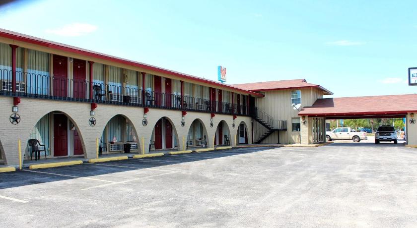 Executive Inn Goliad