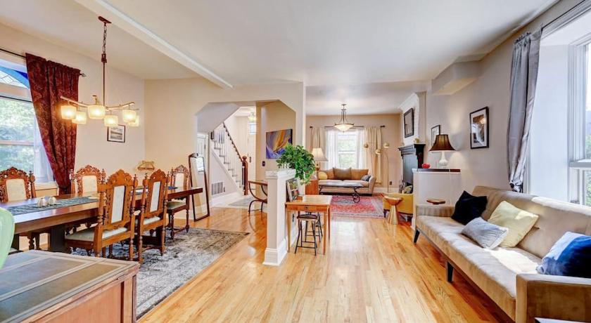 Victorian Manor 1 mile from Downtown Denver!