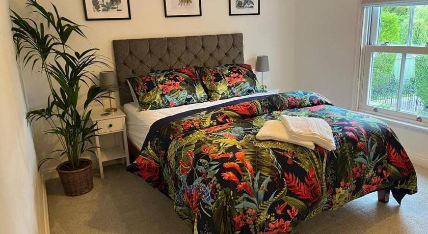 Chic 2 bedroom cottage