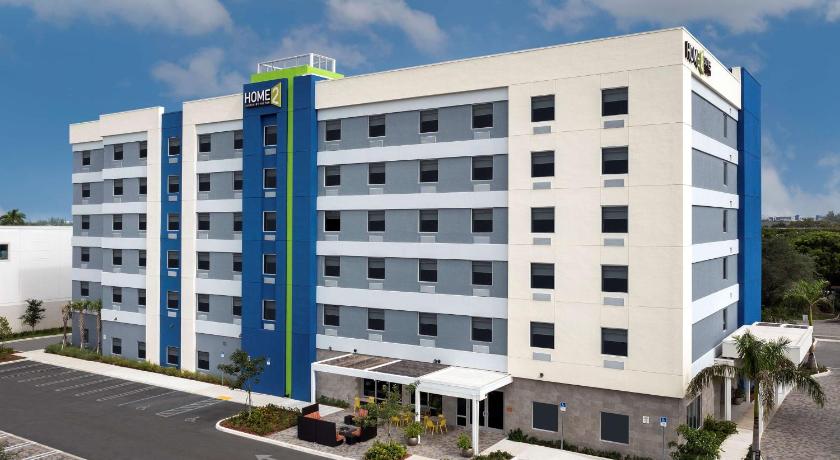 Home2 Suites by Hilton Miami Doral West Airport