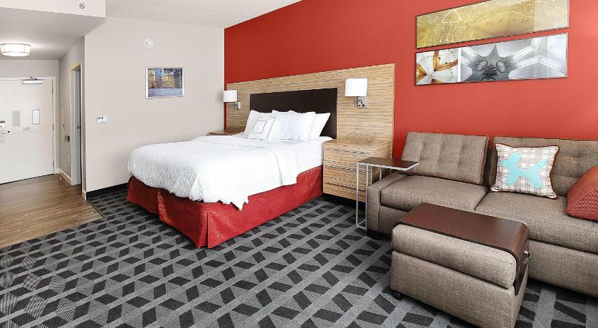 TownePlace Suites Grove City Mercer/Outlets