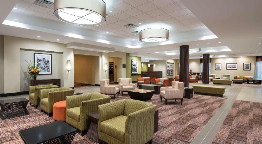 DoubleTree by Hilton Hotel Grand Rapids Airport