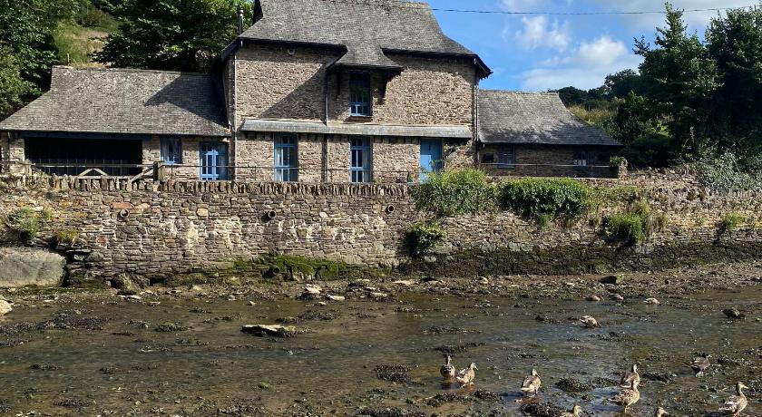 Bridgend Barn