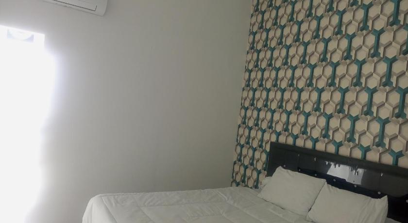 Penginapan Lamban Queens Kamar Double Bed Standar Room