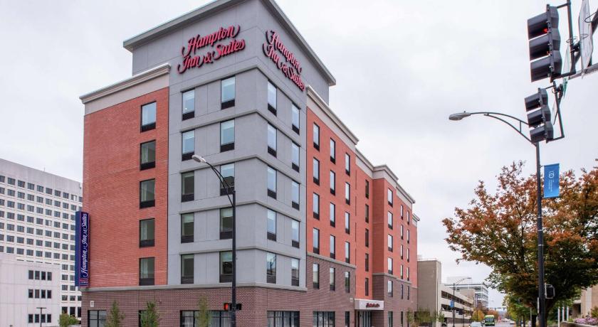 Hampton Inn & Suites Winston-Salem Downtown
