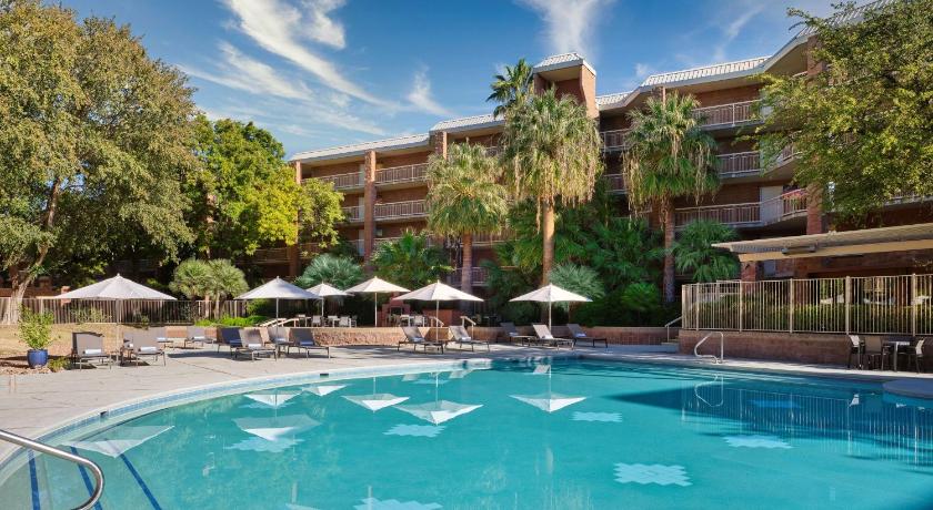 Embassy Suites by Hilton Tucson East