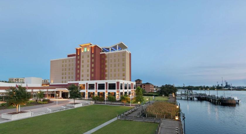 Embassy Suites by Hilton Wilmington Riverfront