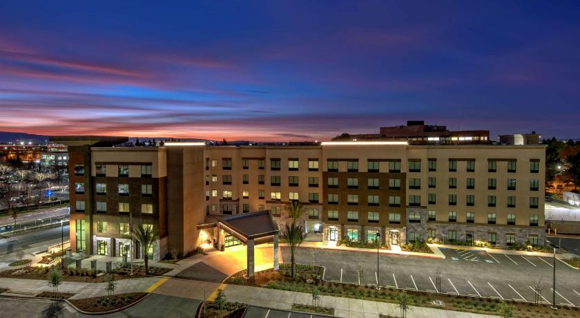 Hampton Inn & Suites San Jose Airport