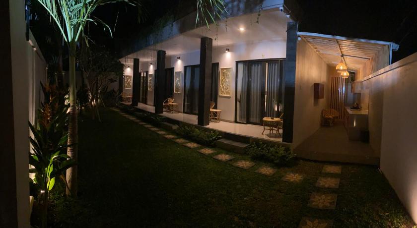 Queens Villa
