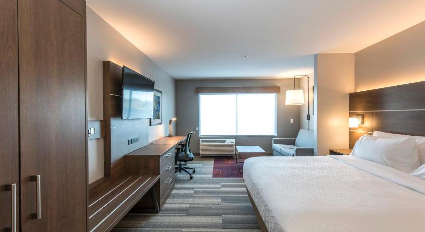 Holiday Inn Express And Suites Phoenix North - Happy Valley By IHG
