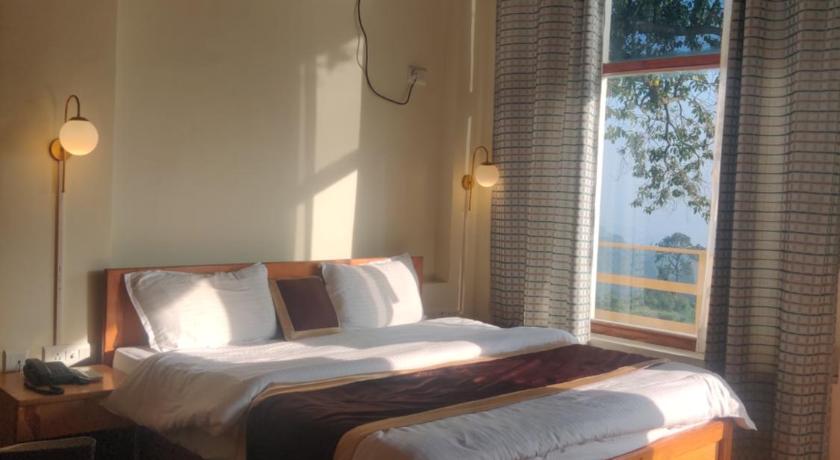 Best place to stay in Nainital - dobaati by " lake & woods "