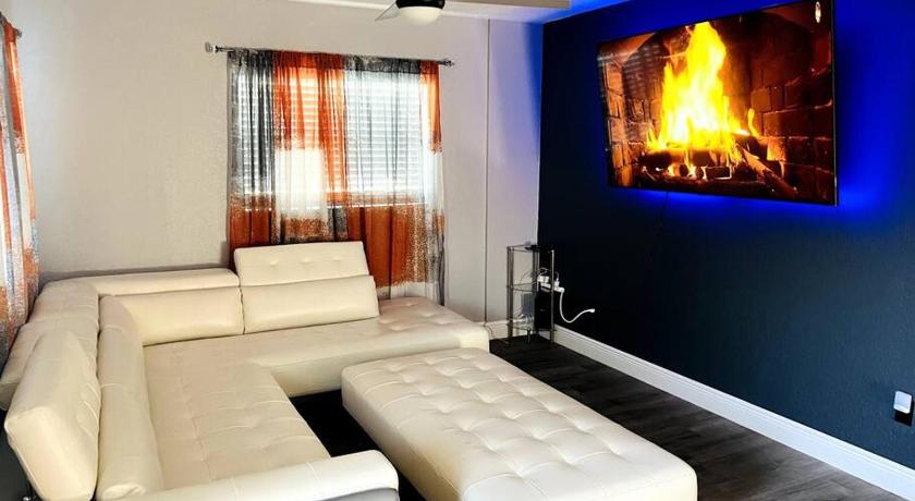 3brdrm home near Downtown Orlando and Winterpark