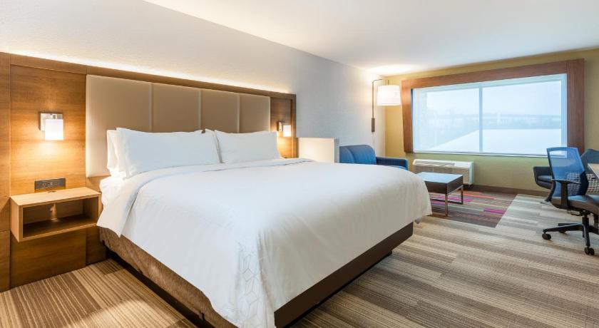 Holiday Inn Express And Suites Florence - Cincinnati Airport By IHG