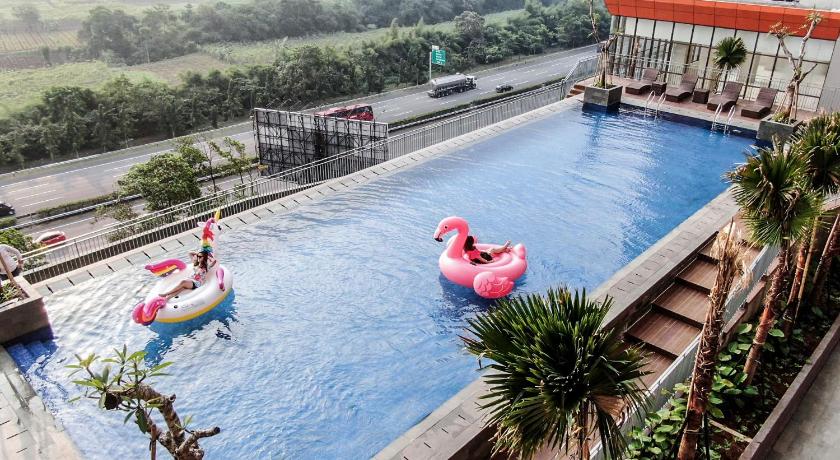 Stay G Royal Sentul Park by GranDhika