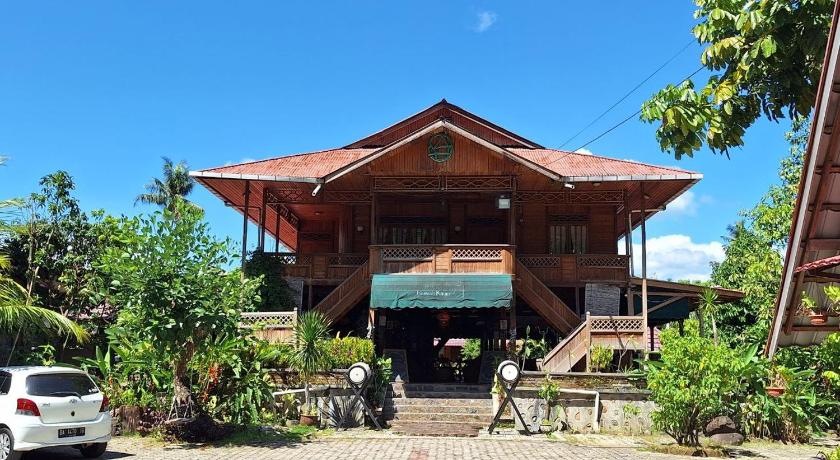 Palanta Roemah Kajoe Syariah Villa